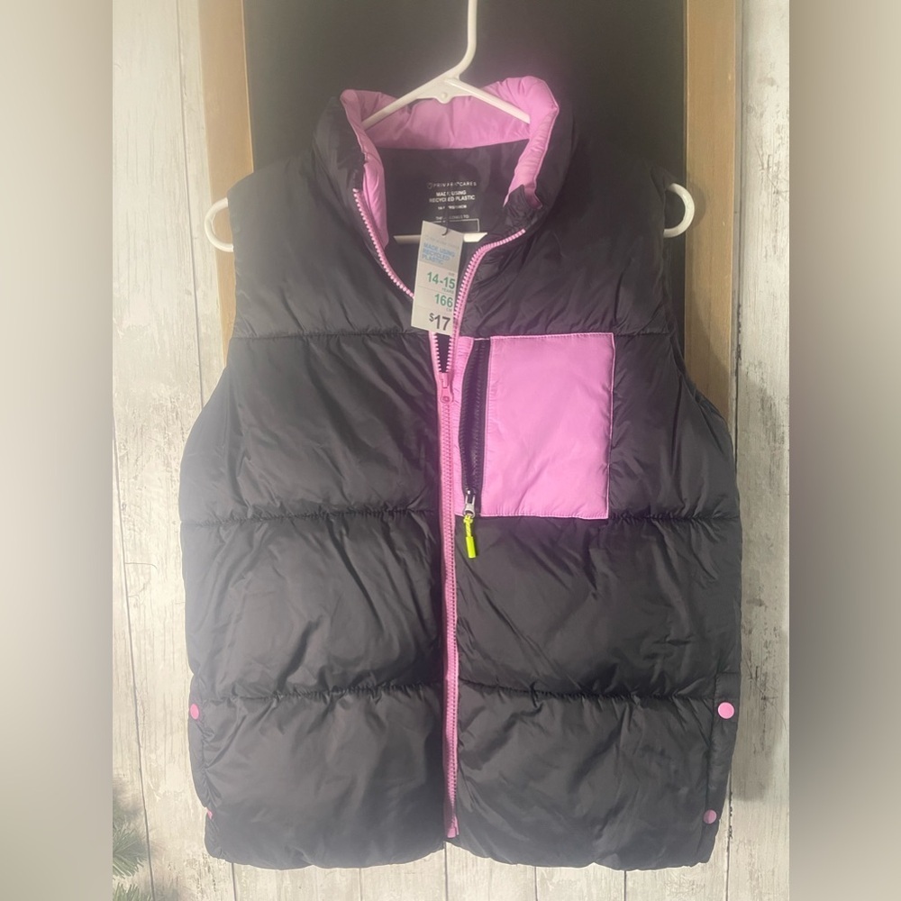NWT Primark black with pink trim puffer vest